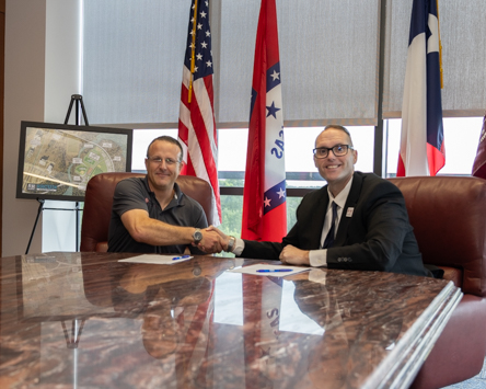 Photo: (left) Dr. David Yost, Medical Director, SignatureCare ER-Texarkana and Dr. Ross Alexander, President of Texas A&M University-Texarkana, sign a memorandum of understanding forming a partnership between the business and the university. The new partnership allows SignatureCare ER employees to receive discounted tuition on courses at the university.